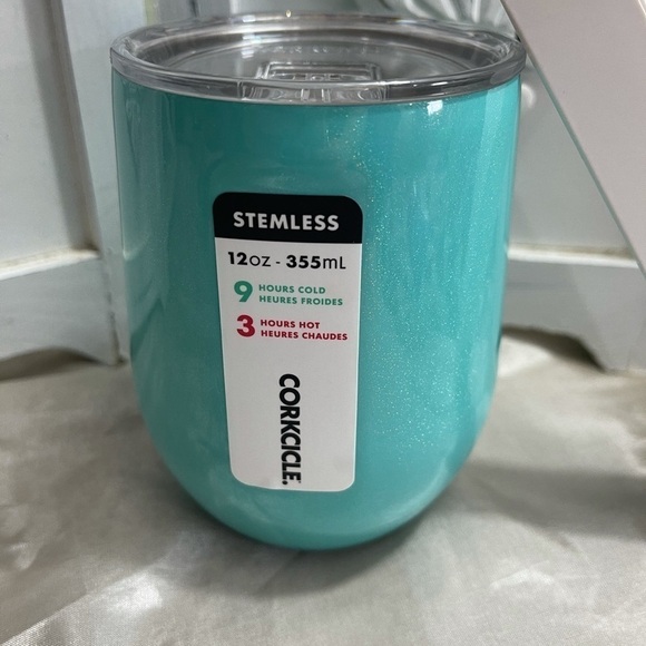 Corkcicle 12 oz Turquoise Wine Tumbler & Straw - Picture 4 of 10